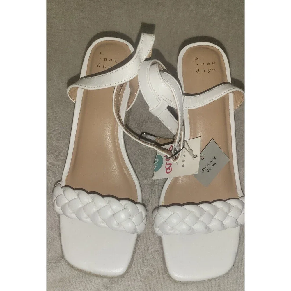 A New Day Women's Espadrille Wedge Heels Sandals Memory Foam Insoles Sz 9.5 NWT